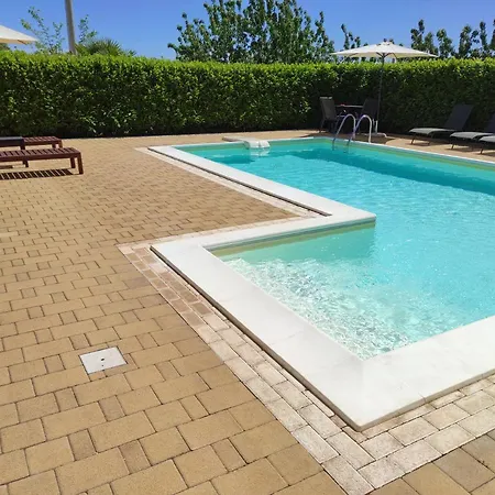 Red Rose Bed & Breakfast