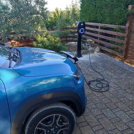 Bed & Breakfast Red Rose 4*