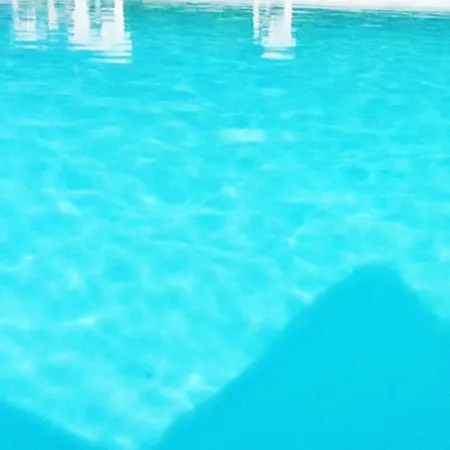 红玫瑰住宿加早餐旅馆 4*