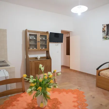 Bed & Breakfast Red Rose 4*